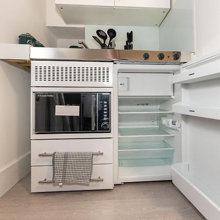 Small And Trendy Studio 3B London Exterior photo