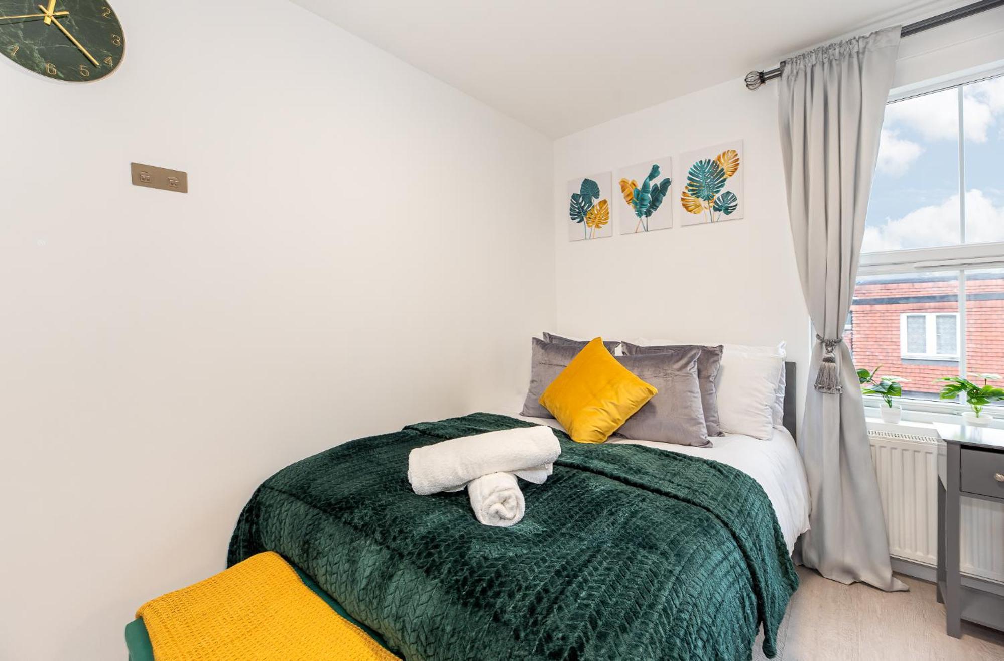 Small And Trendy Studio 3B London Exterior photo