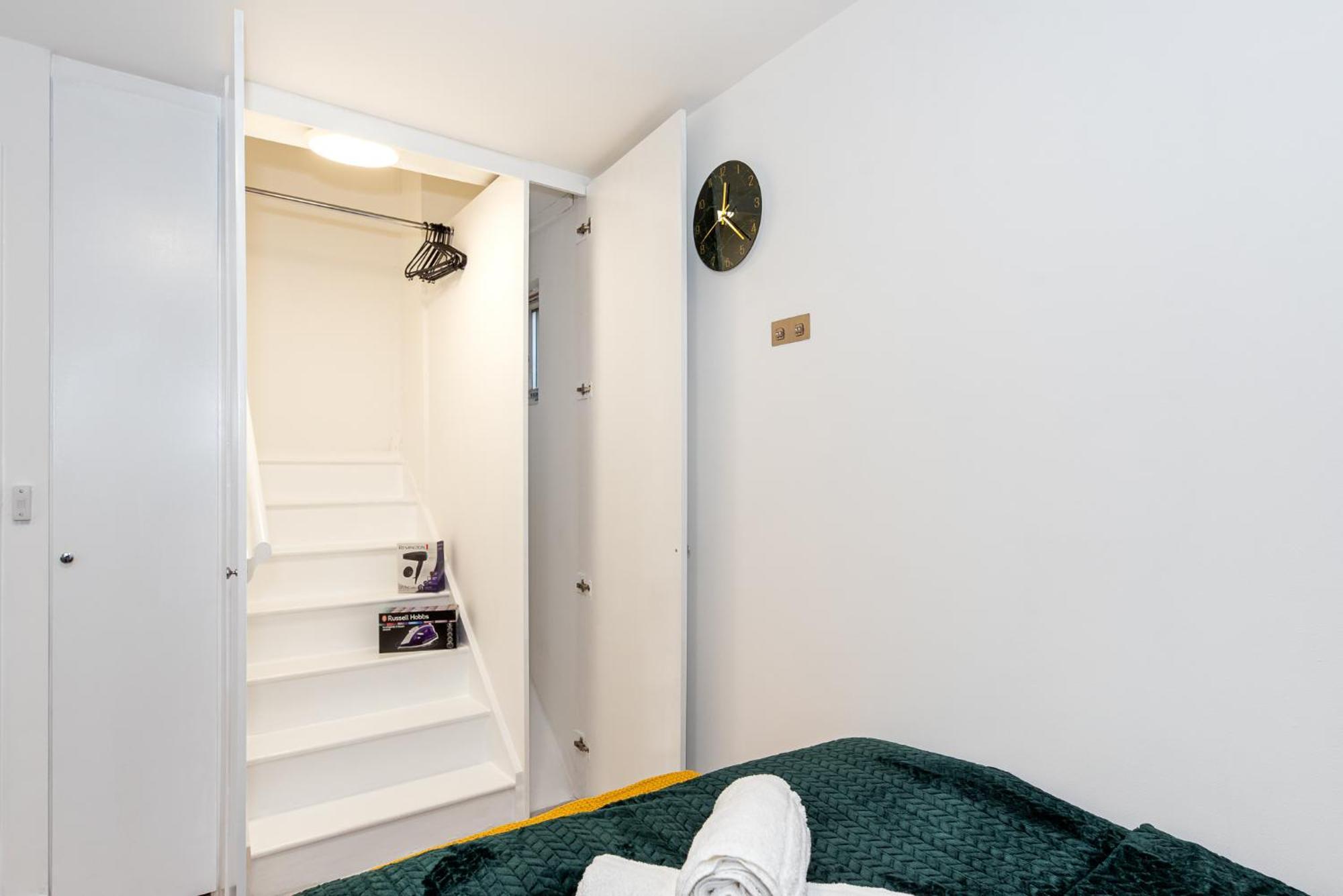 Small And Trendy Studio 3B London Exterior photo