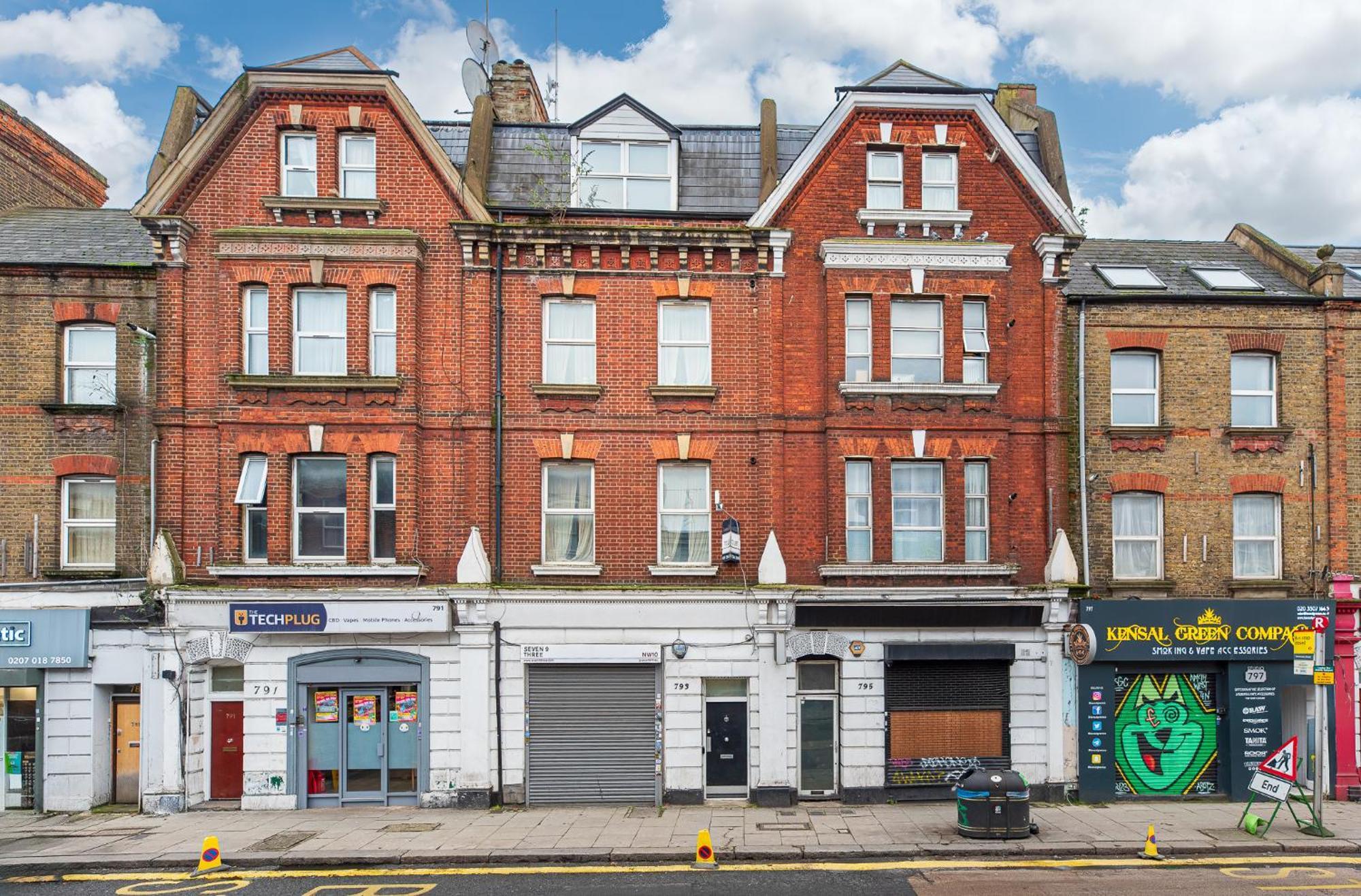 Small And Trendy Studio 3B London Exterior photo